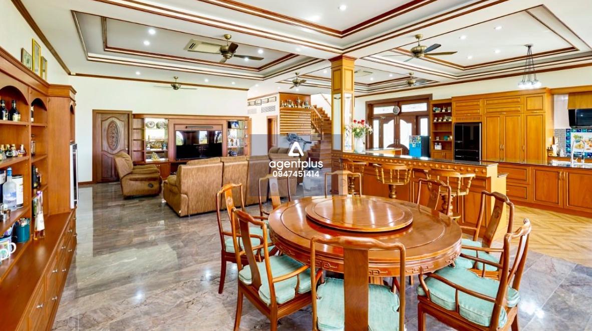 *ขายบ้านขนาดใหญ่ ขอบอ่างน้ำมาบประชัน