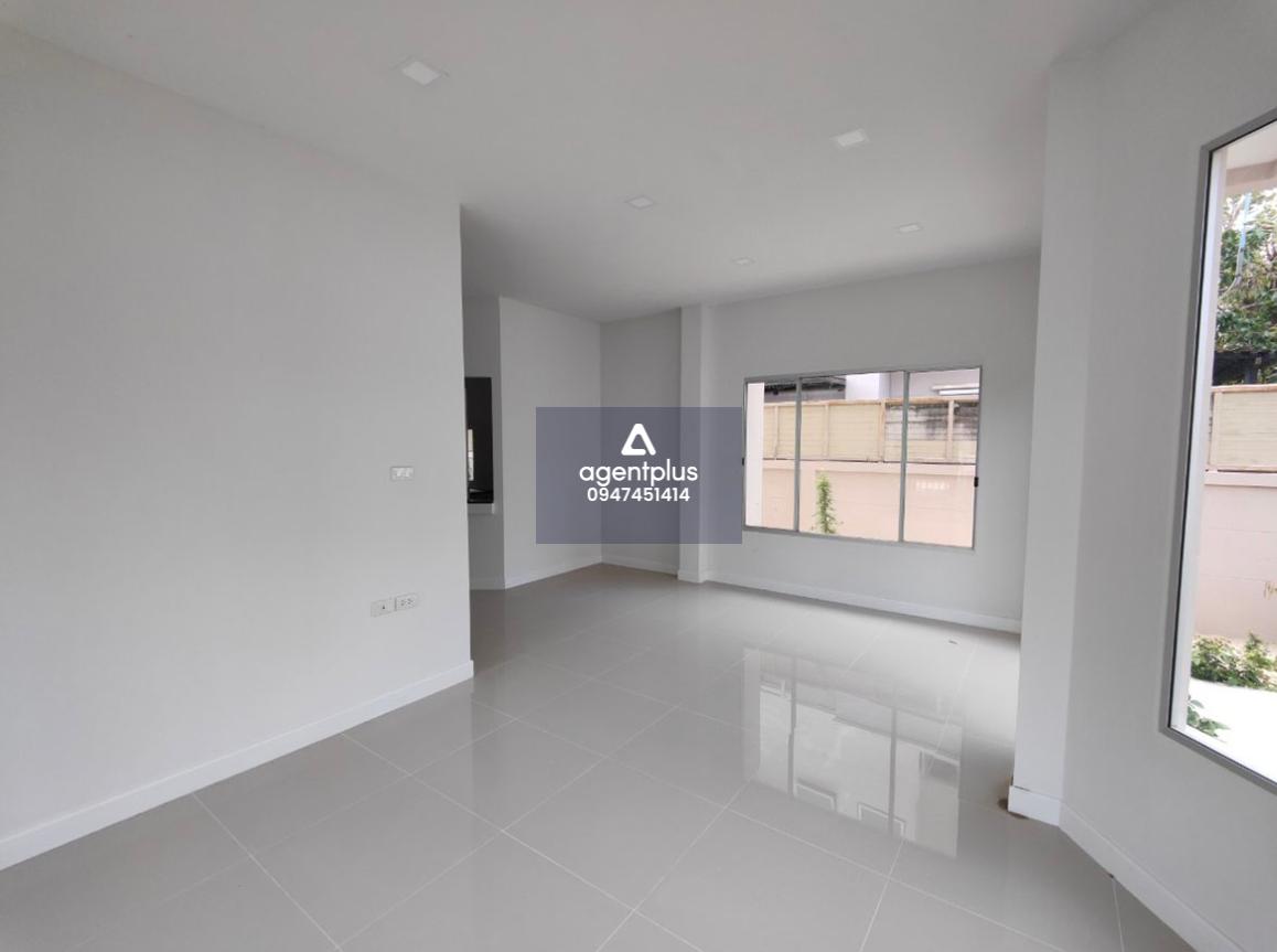 ขายบ้านเดี่ยว 2 ชั้น ทำเลดี เดินทางสะดวก รายล้อมด้วยสถานที่อำนวยความสะดวก บ้านมณีรินทร์ พาร์ค 2 เมืองปทุมธานี