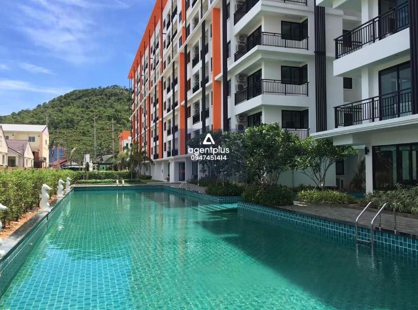 คอนโดมิเนียม โครงการเดอะ ไทม์ ศรีราชา จากถนนสุขุมวิท (ทล.7) แยกเข้าถนนทุ่งศุขลา ประมาณ 1 กม. เลี้ยวซ้ายเข้าถนนทุ่งวัว ประมาณ 730 เมตร แล้วเลี้ยวขวาตรงไปประมาณ 100 เมตร