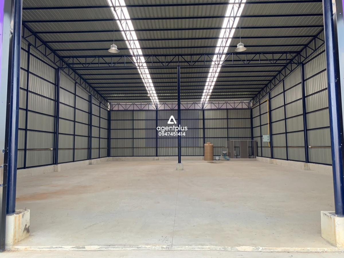 โกดัง/โรงงานให้เช่า ติดถนนใหญ่ (น้ำไม่ท่วมแน่นอน) บ้านโพธิ์ ฉะเชิงเทรา