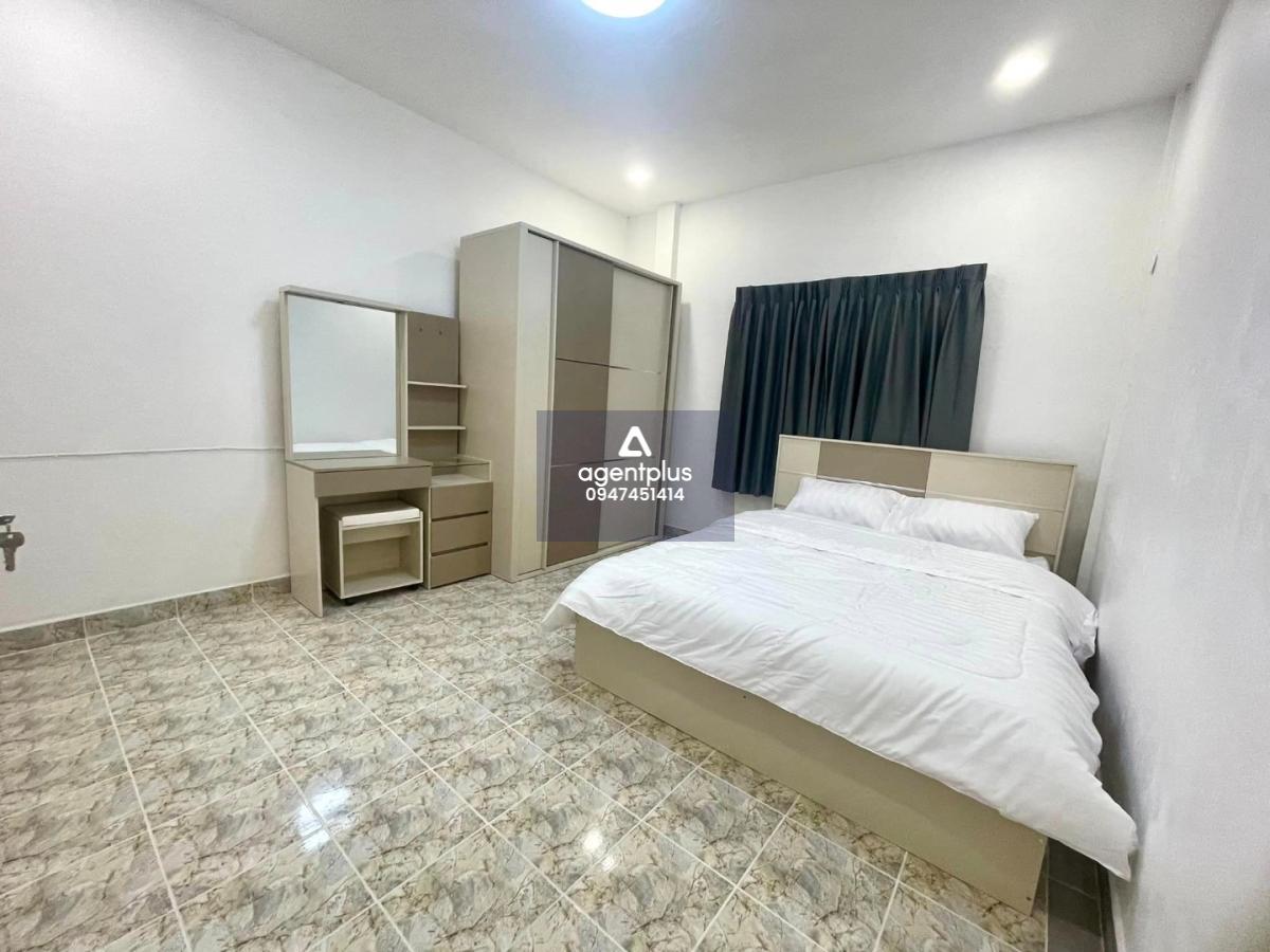 บ้านทาวน์เฮาส์ เพนียดช้าง พัทยากลาง  ตกแต่งสไตล์มินิมอลล์ร่วมสมัย  ราคาพิเศษ เมืองพัทยา