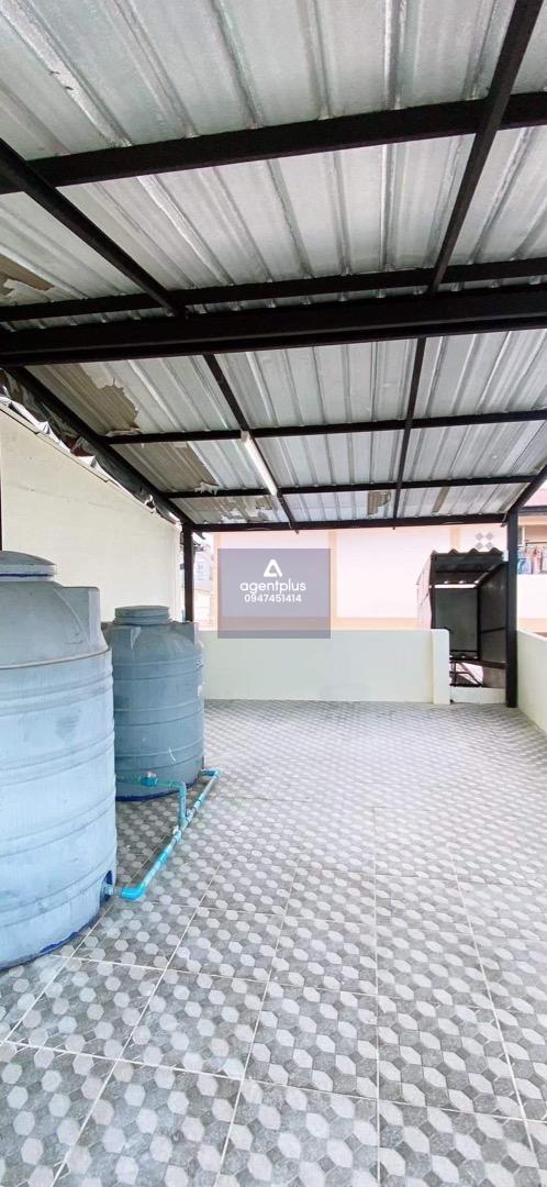 ขายอาคารพาณิชย์ 3 ชั้น พัทยากลาง (จุดไข่แดงพัทยา) เหมาะทำกิจการ เปิดบาร์ /  ร้านนวด / คลินิกทำฟัน / ร้านยา อื่นๆ