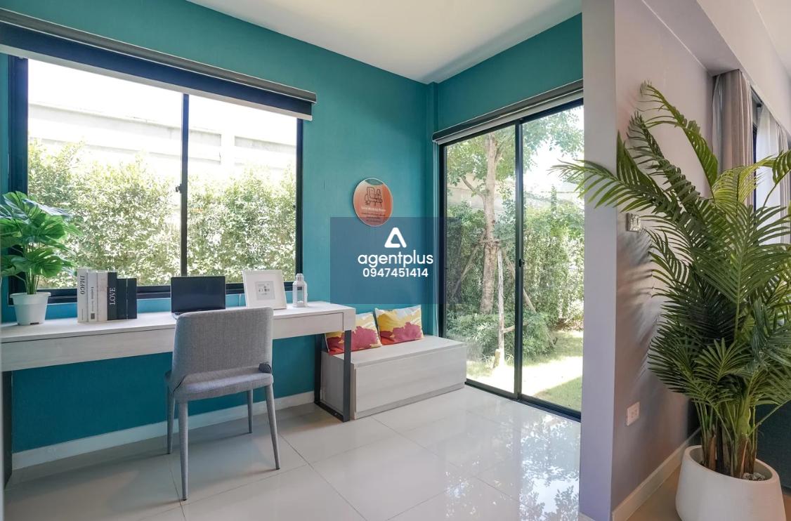 ขายด่วนทาวน์เฮ้าส์ 2 ชั้น เสนา วิลเลจ รามอินทรา กม.9 โครงการคุณภาพจากเสนา ดีเวลลอปเม้นท์ บ้านดีไซน์โมเดิร์น ฟังก์ชันครบ เหมาะสำหรับครอบครัวยุคใหม่