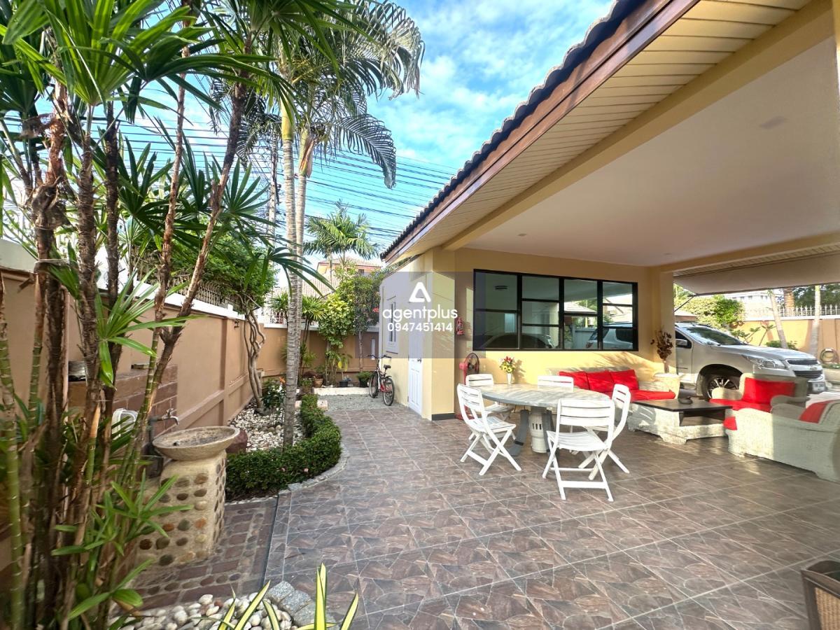 ขายบ้านเดี่ยวพร้อมสระว่ายน้ำ (บ้านในหมู่บ้าน)  ทุ่งกลมตาลหมัน 9 พัทยา 