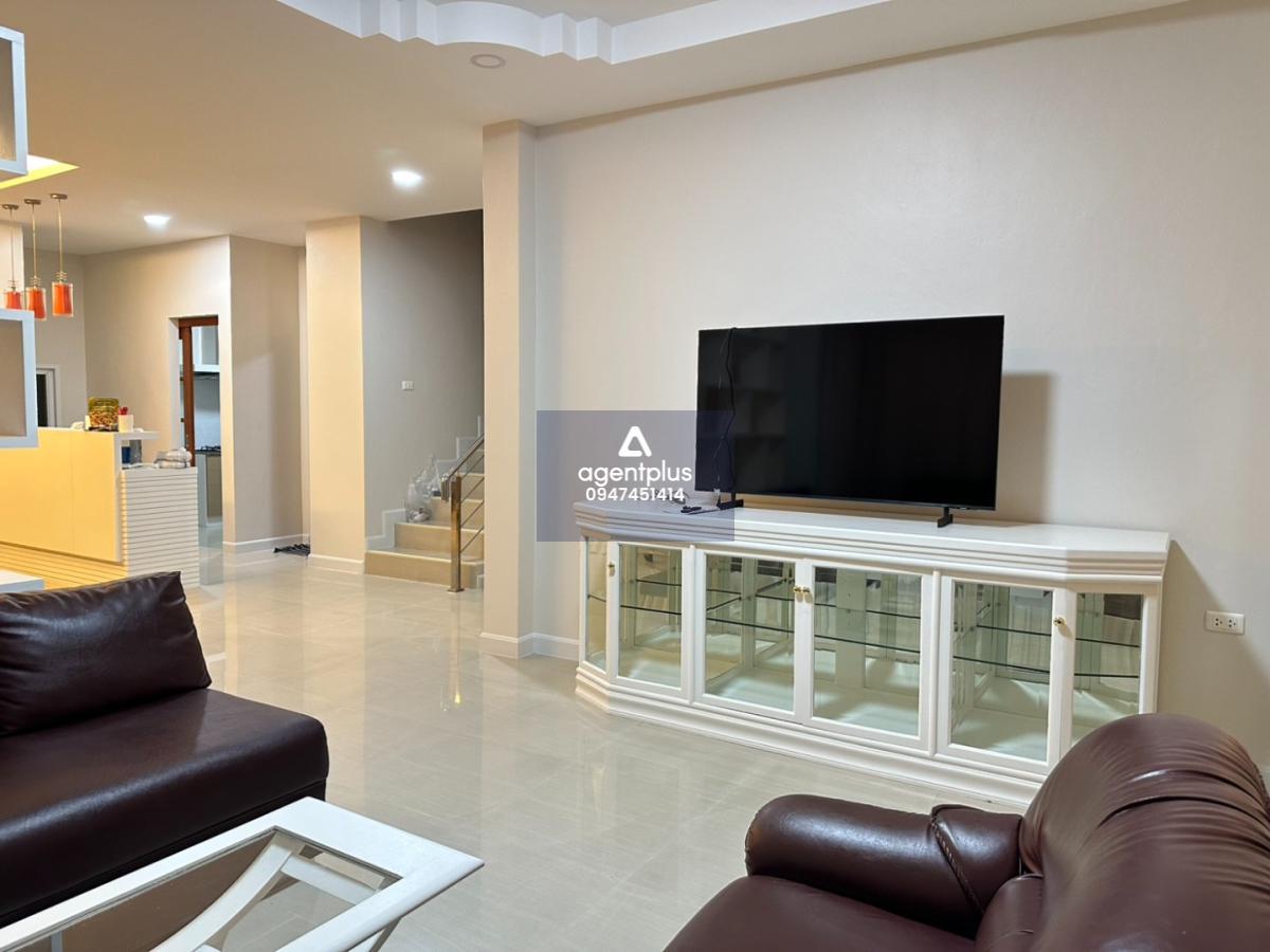 ขายบ้านเดี่ยว 2 ชั้น ทำเลพรีเมียม ติดถนนสุขุมวิทโครงการสิริศา 12 (Sirisa 12) – พัทยาเหนือ