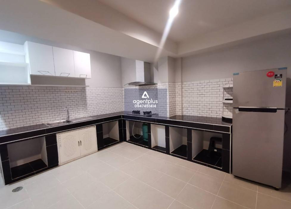 ให้เช่าทาวน์โฮม 3 ชั้น สวยมาก ตกแต่งครบ มาแต่ตัวอยู่ได้เลย คุ้มกว่าอยู่คอนโด ทำเลดีมาก หลัง CDC ม.เกตุนุติเชอมีเน่ ลาดพร้าว 87 บนทำเลเชื่อมต่อทั้งถนนเกษตร-นวมินทร์, ลาดพร้าว, รัชโยธินฯ