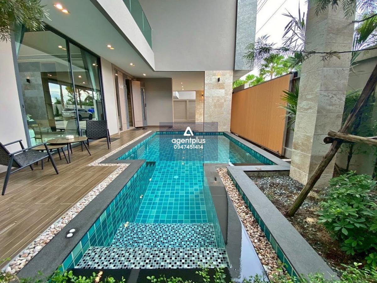 ขาย / ให้เช่า บ้านหรูในโครงการMadcha Nirvana 4ห้องนอน ห้วยใหญ่ พัทยา