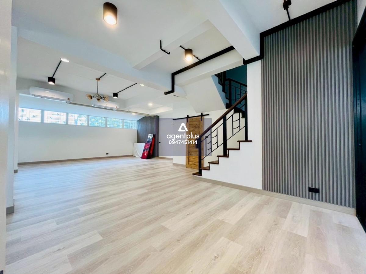 Zensiri Midtoen Pattaya 