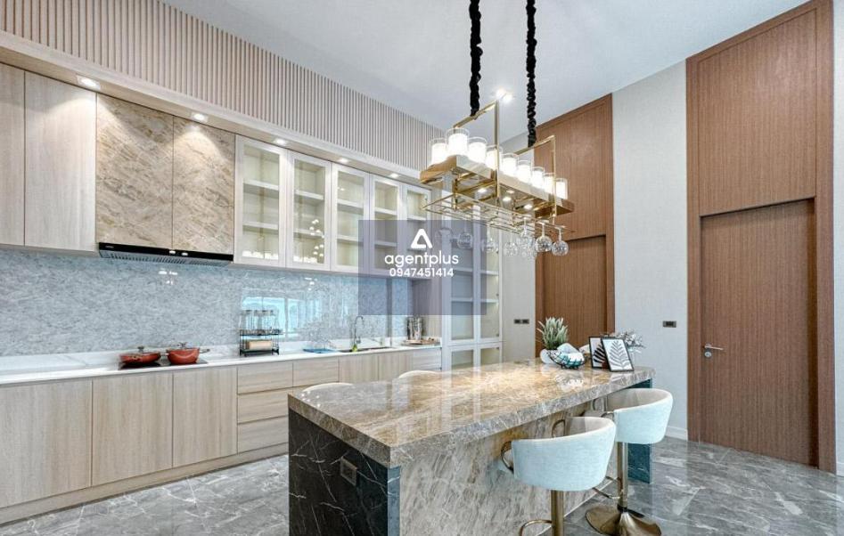 ขายบ้านพูลวิลล่าชั้นเดียว โครงการใหม่ในพัทยา เพดารสูงโปร่ง สไตล์โมเดิร์น 4 ห้องนอน 5 ห้องน้ำ ตกแต่งครบเฟอร์นิเจอร์ และเครื่องใช้ไฟฟ้า สวยงามครบชุด