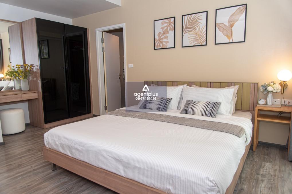 เดอะ เดค ป่าตอง คอนโดหรู ใกล้หาดป่าตอง ตกแต่งพร้อมเข้าอยู่