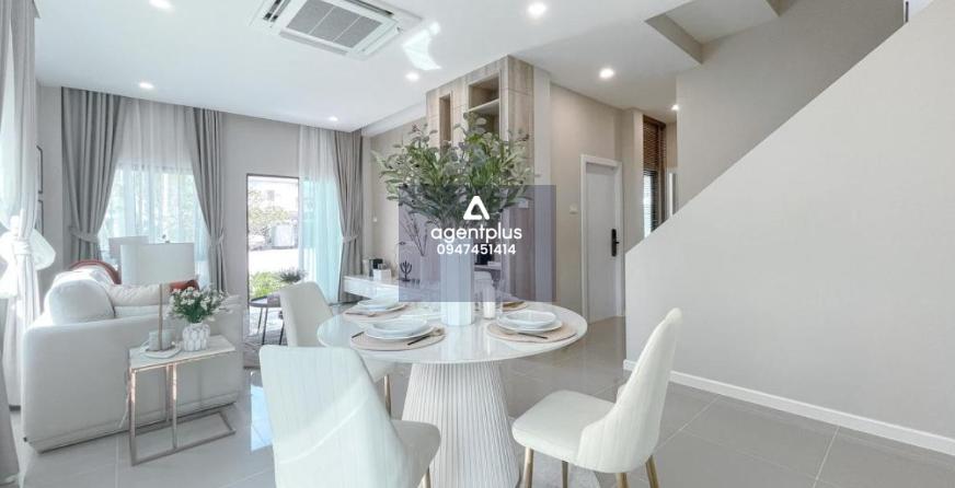 ขาย บ้านเดี่ยว 2 ชั้น สไตล์โมเดิร์นทรอปิคอล วิวภูเขาสวยๆ ในพัทยา