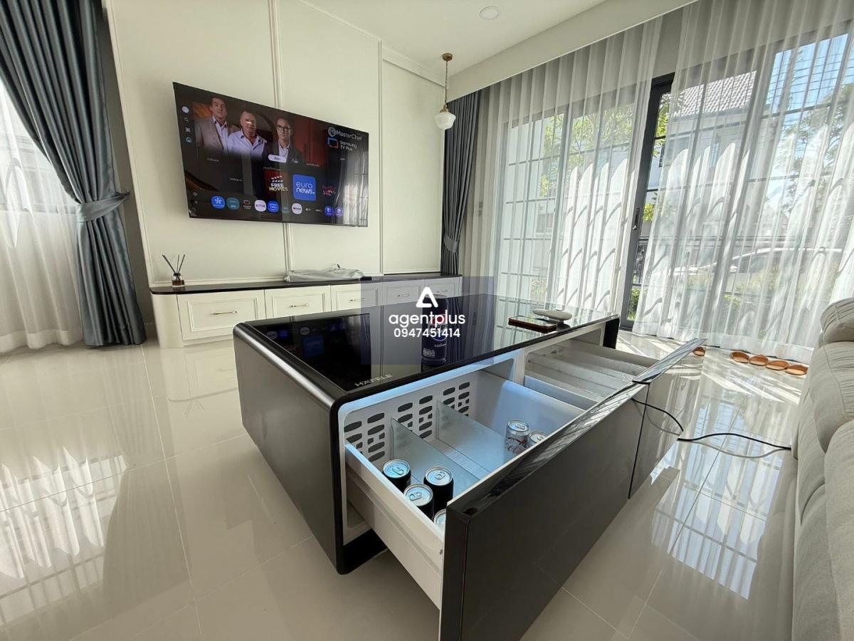 ให้เช่าบ้านสวยหลังใหญ่ ใกล้เมกะ บางนา เซนโทร บางนา เฟส 2 กรุงเทพฯ