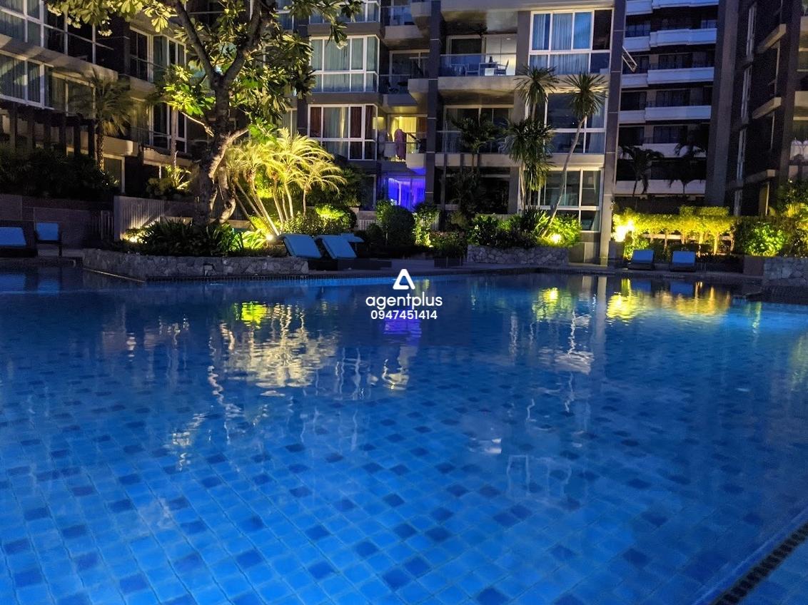 ขายคอนโด เอปัส คอนโดมิเนียม พัทยา (Apus Condominium Pattaya) คอนโดสตูดิโอ ใกล้หาดและสิ่งอำนวยความสะดวกครบครัน เหมาะสำหรับซื้อเพื่ออยู่อาศัย หรือลงทุนปล่อยเช่า