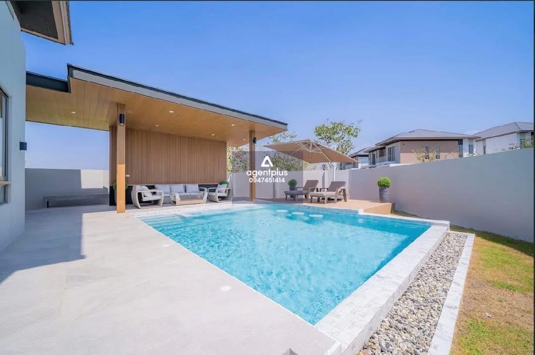 ให้เช่าพูลวิลล่าสุดหรู 4ห้องนอน ทำเลดี ใกล้โรงเรียนนานาชาติ พัทยา