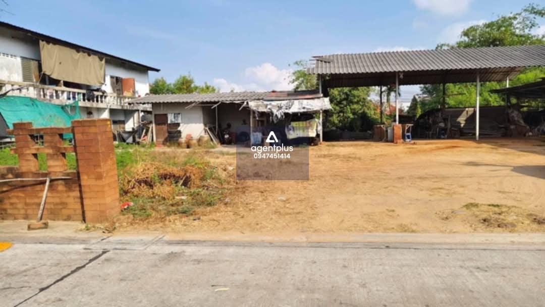 ที่ดิน งาม ใกล้ชุมชน ใกล้ถนน สุขุมวิท พัทยา-แหลมฉบัง