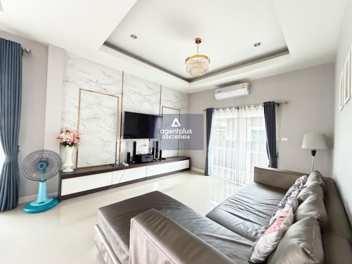 ขายบ้านเดี่ยวบิ้วอินครบ มีของแถม พร้อมเฟอร์นิเจอร์ หมู่บ้านรวิพร ร่มไทร หนองปลาไหล