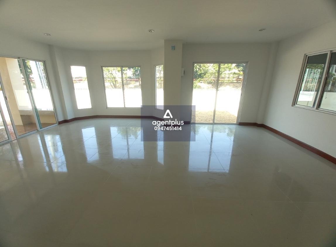 ขายบ้านเดี่ยว โครงการร่มรื่นกรีนพาร์ค วังน้อย ปรับปรุงใหม่ บ้านเดี่ยว 2 ชั้น ทำเลดี เดินทางเข้า-ออกสะดวก ติดถนนชุมชนบ้านหัวคลอง