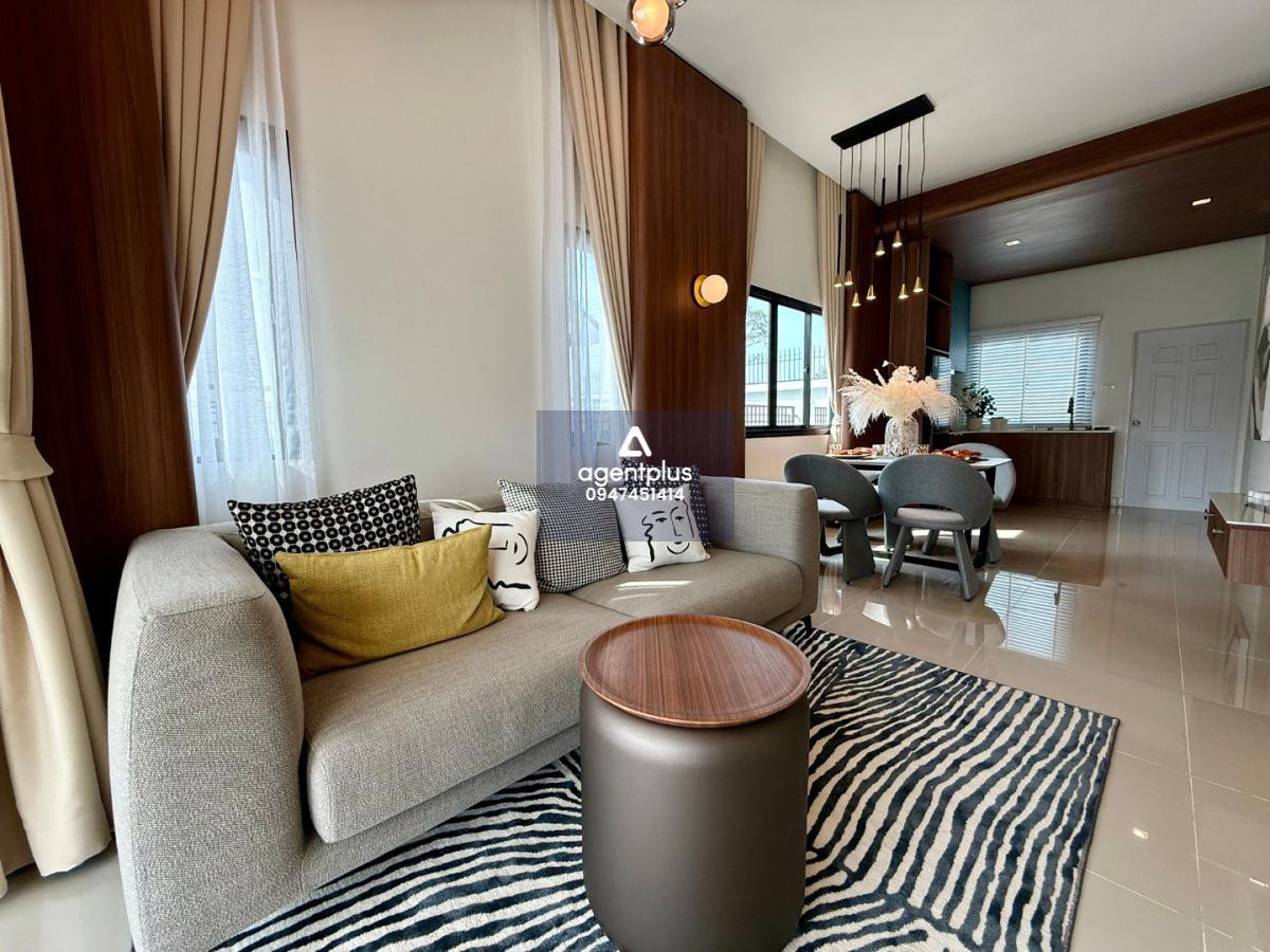 ขายบ้านทาวน์โฮม 1 ชั้น พร้อมขาย  เนินพลับหวาน พัทยา