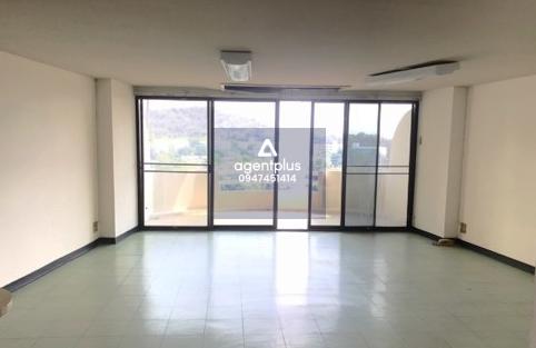 คอนโดมิเนียม โครงการแหลมฉบังทาวเวอร์ ศรีราชา ทำเลดี การคมนาคมสะดวก