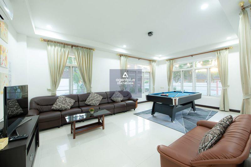 *ให้เช่าบ้านพูลวิลล่า ใกล้โรงเรียน ห่างจากหาดกระทิงลายเพียง 10 นาที ชลบุรี