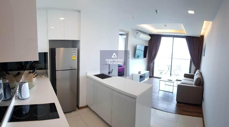 ขายคอนโดห้องพร้อมเข้าอยู่ ชื่อต่างชาติ ราคาพิเศษ The Peak Towers พระตำหนัก เมืองพัทยา