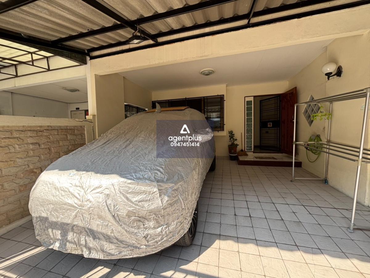 ขายทาวน์โฮม 3 ชั้น บ้านกลางเมือง รัชดา – เหม่งจ๋าย  ทำเลกลางเมือง เดินทางสะดวก เหมาะอยู่อาศัย / โฮมออฟฟิศ