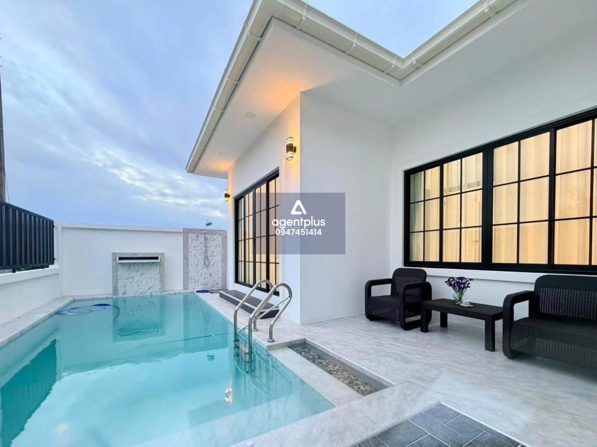 ขายบ้านเดี่ยวพูลวิลล่าในโครงการ 3ห้องนอน ห้วยใหญ่พัทยา