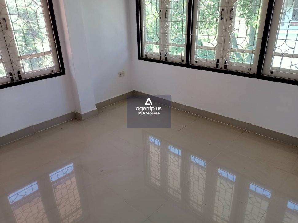 บ้านเดี่ยว 2 ชั้น โครงการติดถนนทางหลวงหมายเลข 36 ตั้งอยู่ในแหล่งชุมชน การคมนาคมสะดวก เหมาะอยู่อาศัย โครงการระยอง ซิตี้ปาร์ค ปรับปรุงใหม่