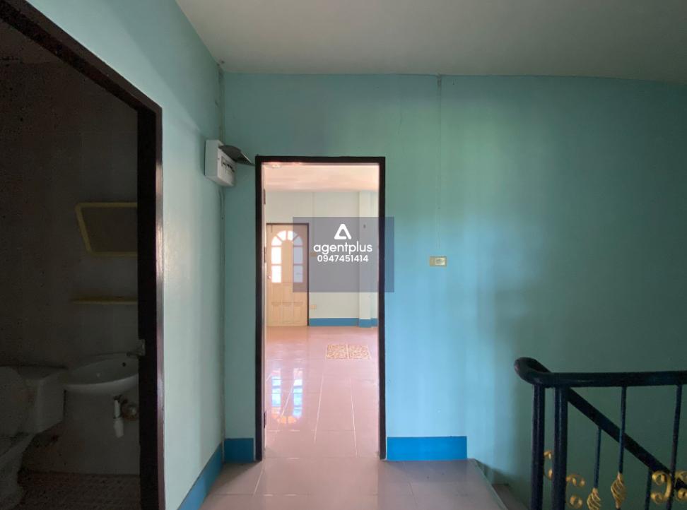 ทาวน์เฮ้าส์ โครงการนำโชค ทาวน์เฮ้าส์ 2 ชั้น ทำเลดีติดถนนตรอกยายชา