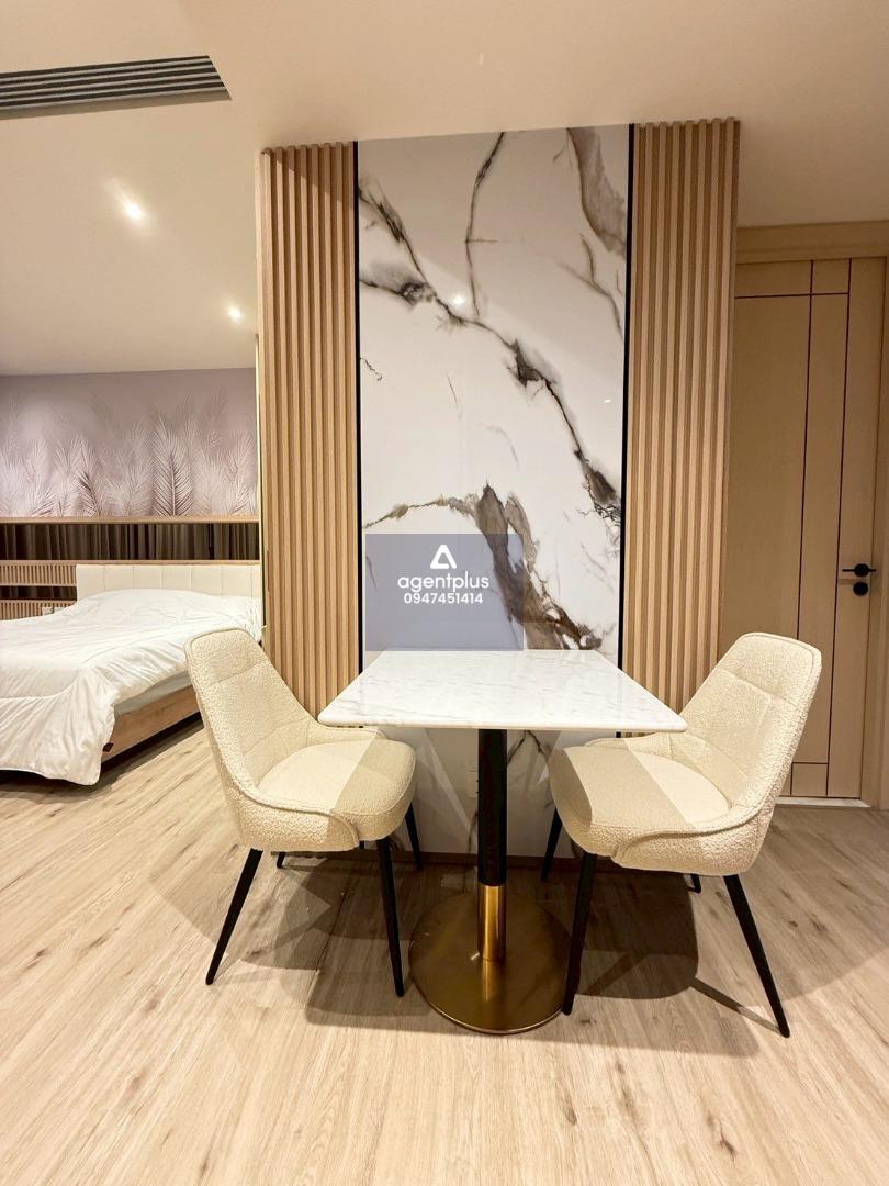 ขายคอนโดหรูติดทะเล อารมณ์ วงษ์อมาตย์ เฟอร์นิเจอร์ครบ พัทยา