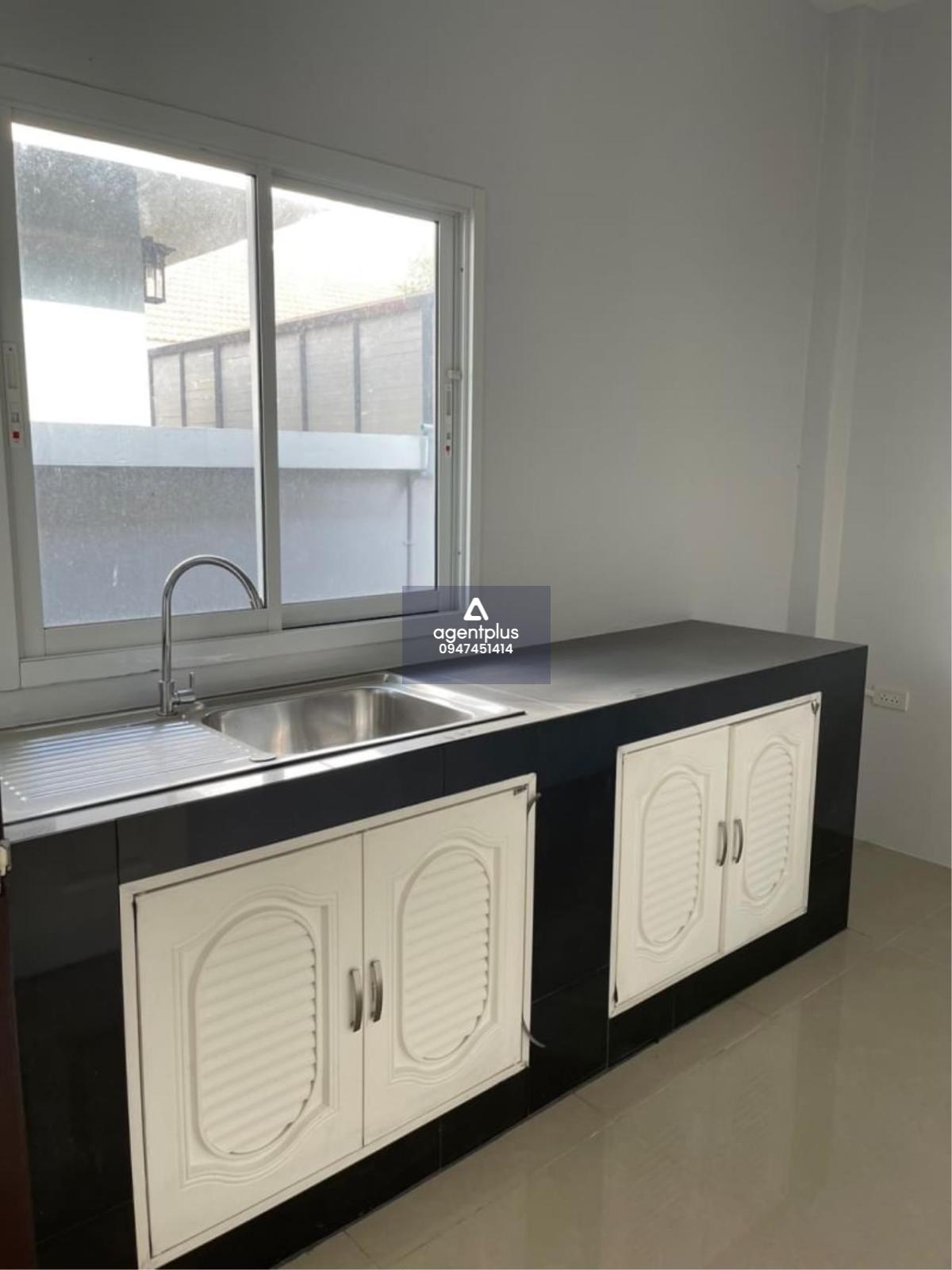 ขายบ้านทาวน์เฮาส์ 2 นอน ราคาพิเศษ โป่งบางละมุง พัทยา