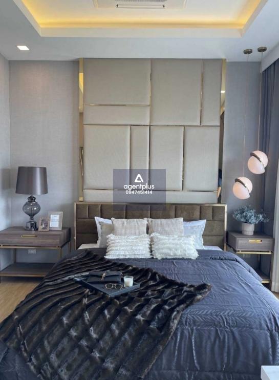 ขายด่วนทาวน์โฮม 2 ชั้น เสนา วิลเลจ สุขุมวิท-แพรกษา บ้านดีไซน์ทันสมัย พร้อมฟังก์ชันครบทุกการใช้งาน ติดกับโรงเรียนสารสาสน์วิเทศ สมุทรปราการ และใกล้กับสถานีรถไฟฟ้า BTS สายสุขุมวิท รายล้อมไปด้วยสิ่งอำนวยความสะดวก