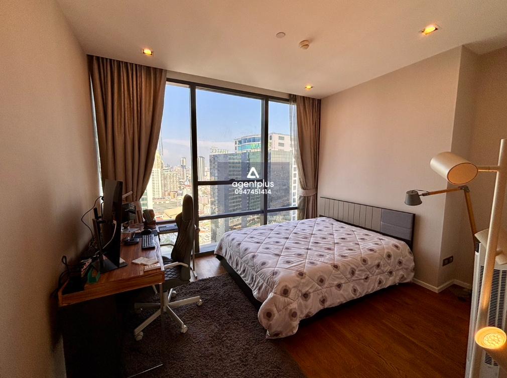 ขายคอนโดหรู เดอะ แบงค็อค สาทร  พร้อมอยู่ ทำเลดีใจกลางเมือง