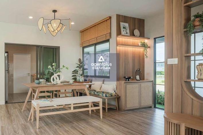 ขายบ้านเดี่ยวดีไซน์ใหม่ซีรีส์ Urban Farmhouse ฟังก์ชันครบ พื้นที่กว้าง ทำเลดีเยี่ยม พร้อมเข้าอยู่