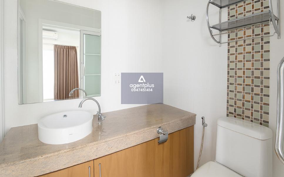 คอนโดมิเนียม โครงการวรัญญา ทำเลดี เดินทางสะดวก เหมาะอยู่อาศัย ห่างจากสุขุมวิทประมาณ 3 กิโลเมตร