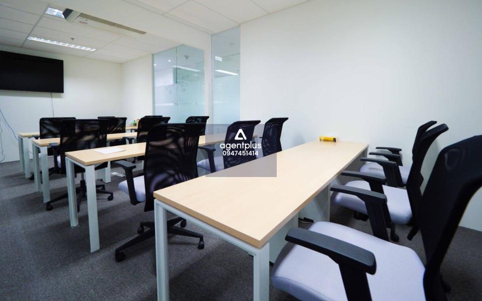 ให้เช่า เซอร์วิสออฟฟิศ พร้อมเฟอร์นิเจอร์ กับ บริการ บนเอกมัย -วิวสวย