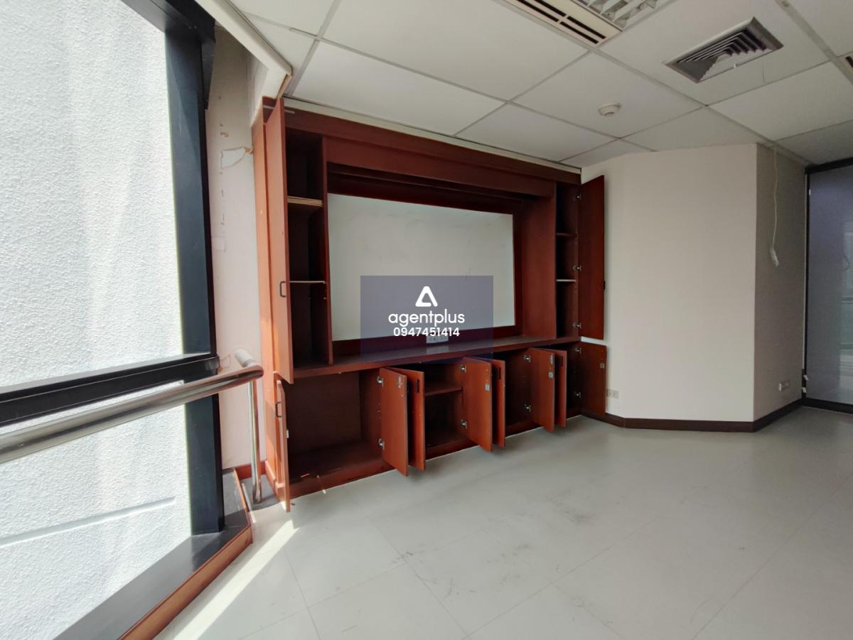 เช่า อาคารสำนักงานมาตรฐาน ใจกลางเมือง ใกล้อนุสาวรีย์ชัยสมรภูมิ