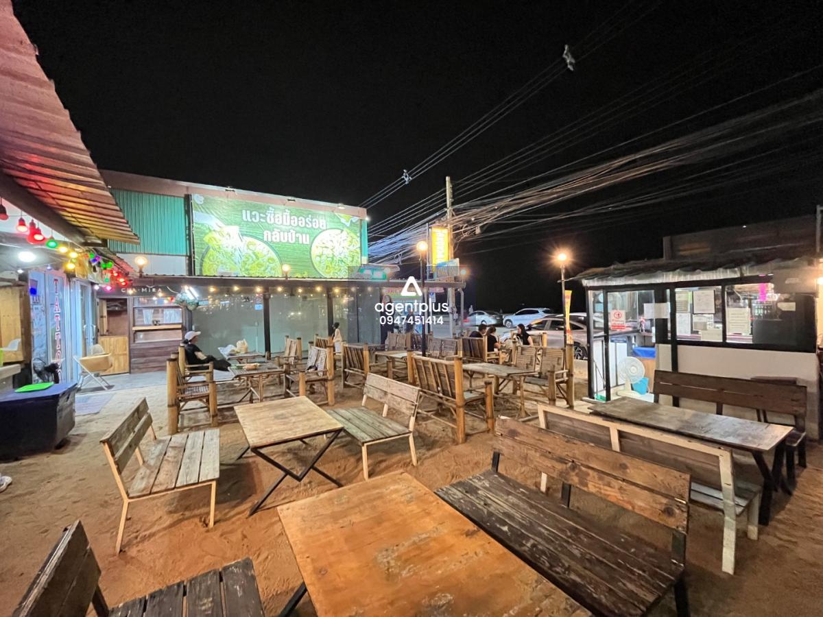 * ให้เช่าพื้นที่_ติดทะเลจอมเทียน ทำเลสุดชิลล์ ดึงดูดนักท่องเที่ยว 24 ชม. (บรรยากาศริมหาดและโซนที่นั่งไม้ไผ่)