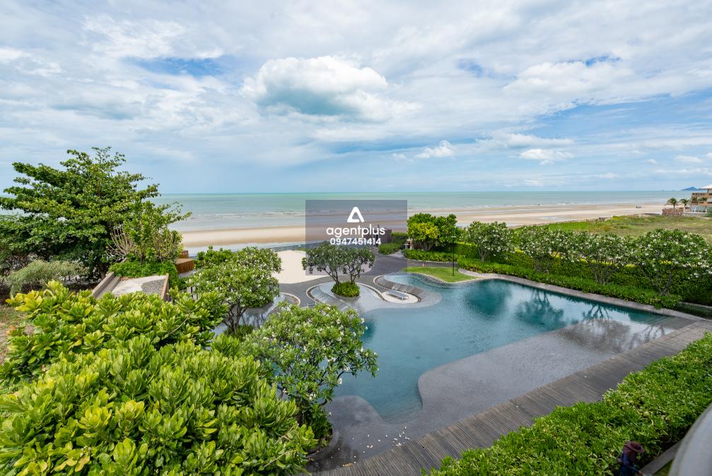 ห้องเพนท์เฮาส์ พร้อมระเบียงพักผ่อนขนาดใหญ่รับวิวทะเล