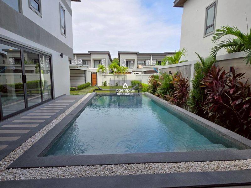 ขายด่วนวิลล่าหรูโมเดิร์นใกล้ทะเล — Serenity Jomtien Villas พัทยา นักลงทุนห้ามพลาด!!