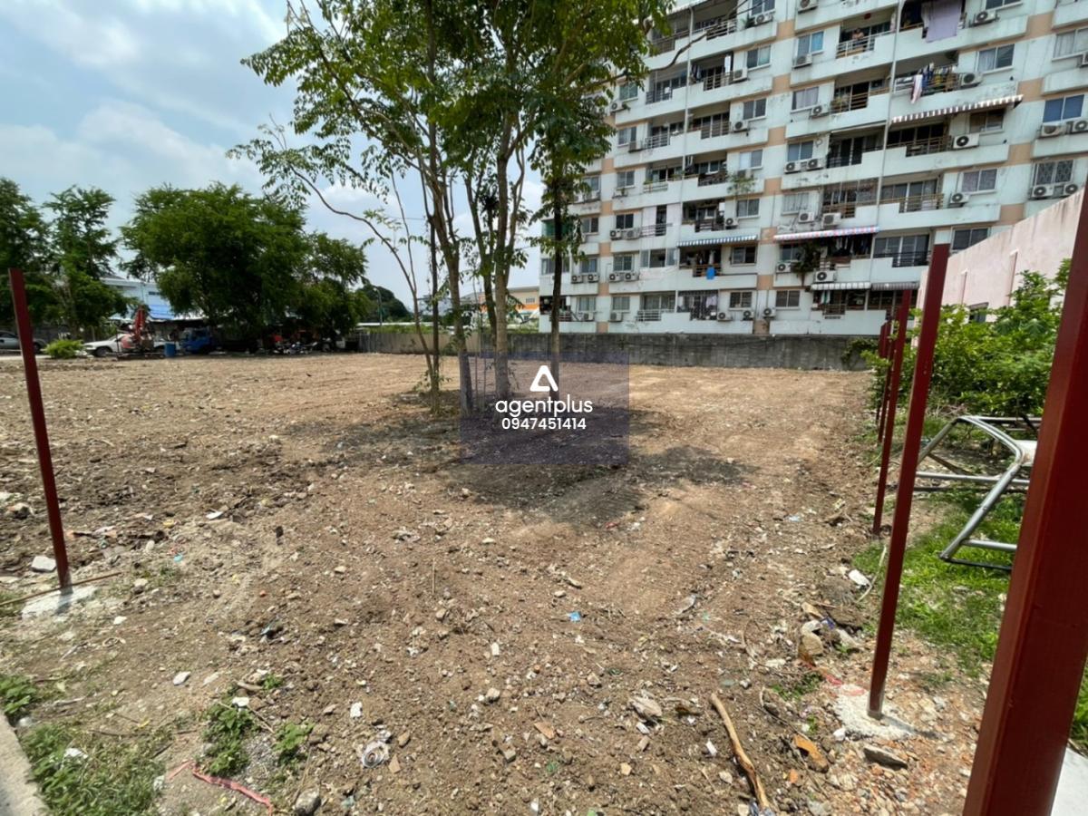 *ขาย ที่ดินถมแล้ว พื้นที่ 300 ตรว ซ.นาคนิวาส 37 แขวงลาดพร้าว เขตลาดพร้าว กทม.