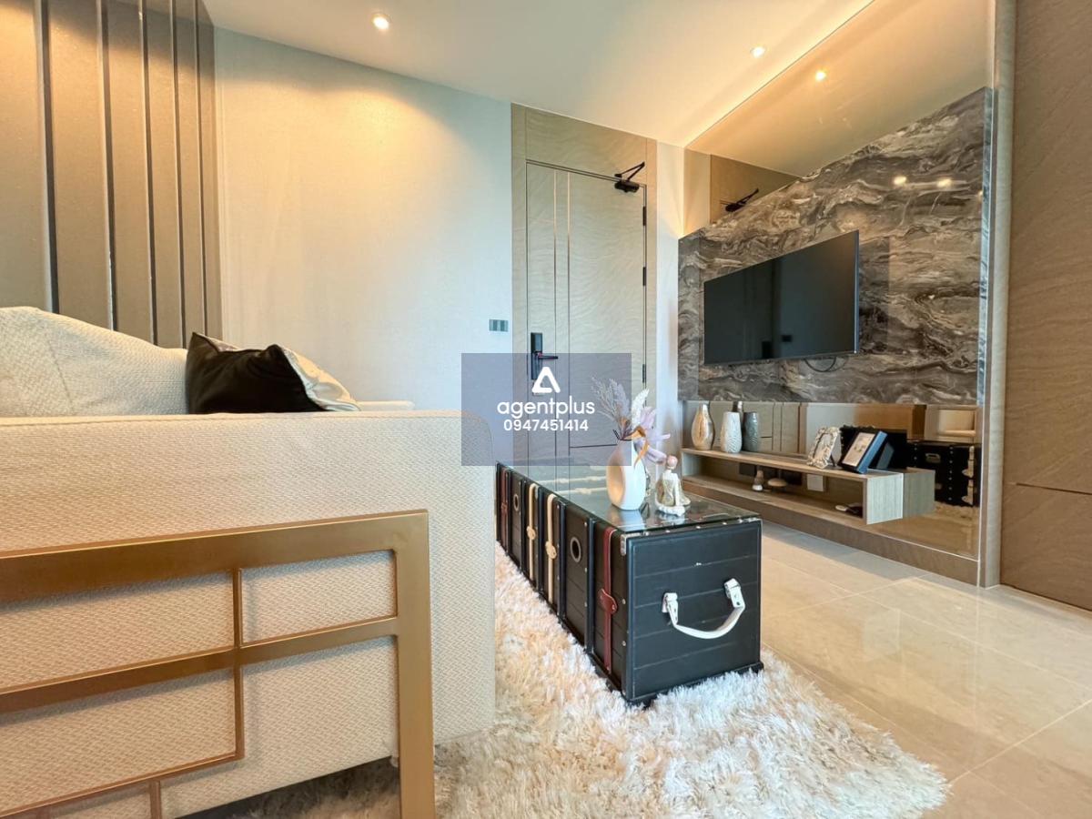 คอนโดวิวทะเล ราคาพิเศษ ห้องพี้อมเข้าอยู่ The Riviera Ocean Drive พัทยา