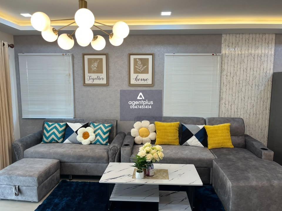 ห้เช่าบ้านแฝด สไตล์บ้านเดี่ยว | ทำเลบางละมุง | Pet Friendly 