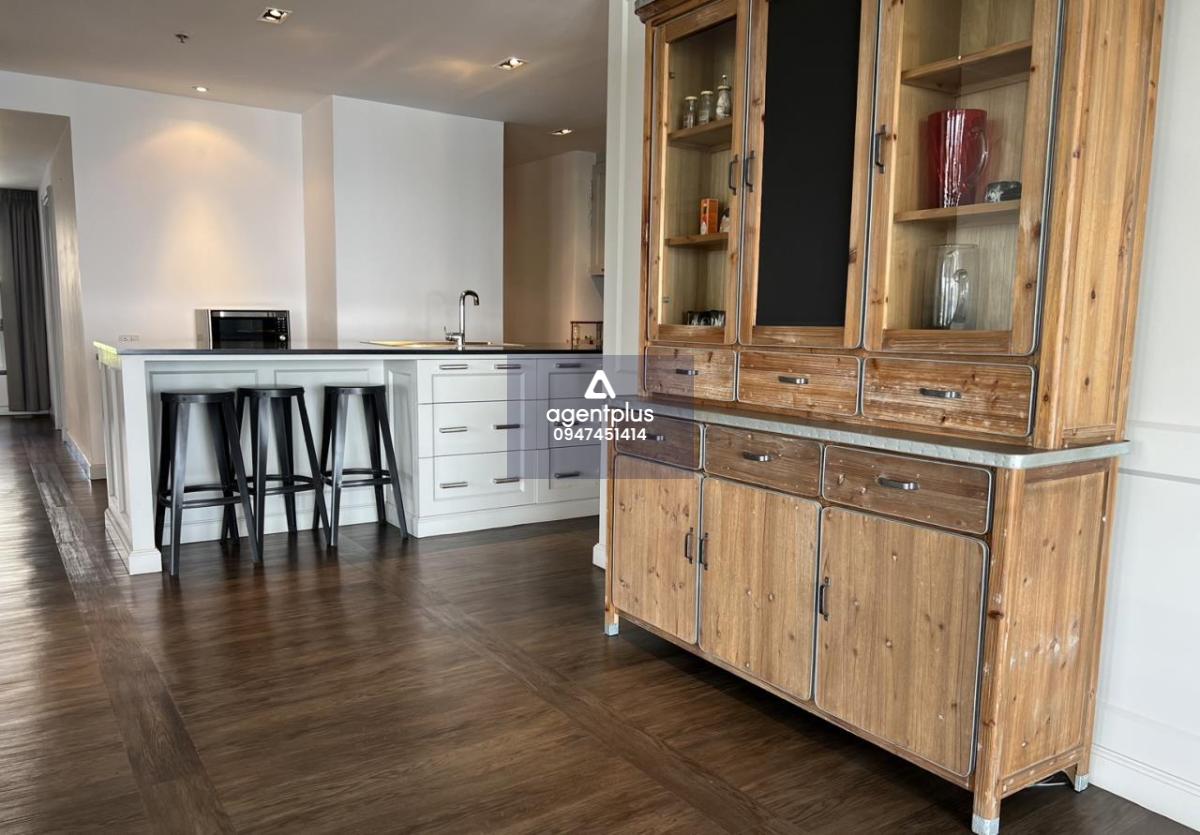 This beachfront condo is for sale and it comes at the price of 28,000,000฿ 3 bedrooms & 3 bathrooms 252 square meters Under foreign quota Fully furnished & ready to move in Condo features: Expansive living with ceiling-to-floor glass windows providing an 