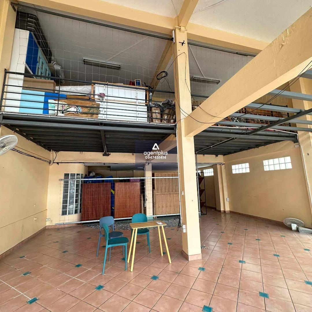 #ให้เช่าตึกอาคารพาณิชย์ ชั้นล่าง 2 คูหา ติดถนนเทพประสิทธิ์ ทำเลดี มีที่จอดรถ ทั้งด้านหน้าและด้านหลัง 