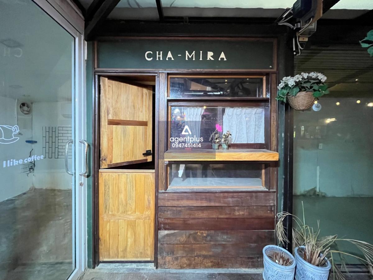 * ให้เช่าพื้นที่_ติดทะเลจอมเทียน ทำเลสุดชิลล์ ดึงดูดนักท่องเที่ยว 24 ชม. (บรรยากาศริมหาดและโซนที่นั่งไม้ไผ่)