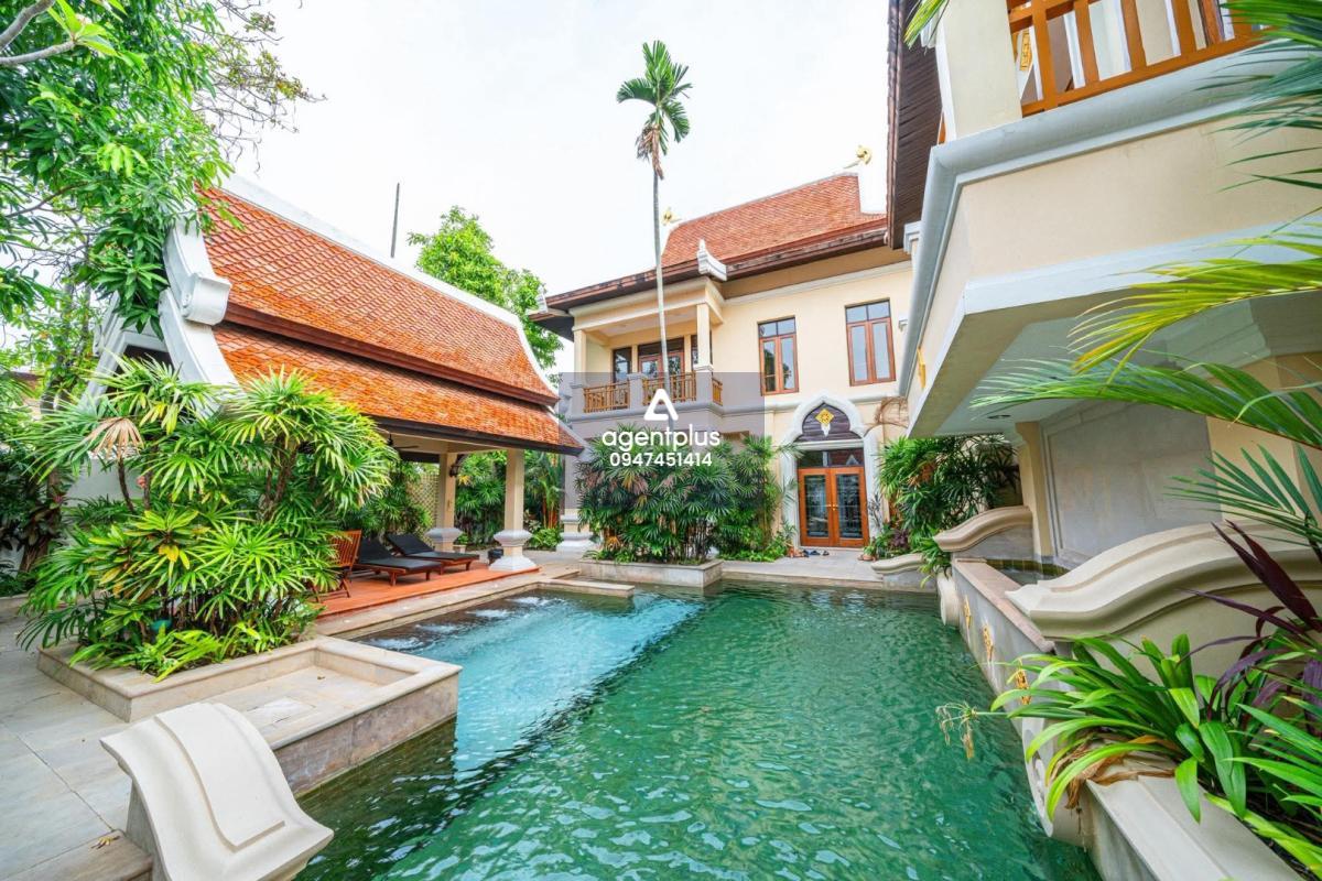 บ้านหรูทำเลทอง “View Talay Marina” – นาจอมเทียน