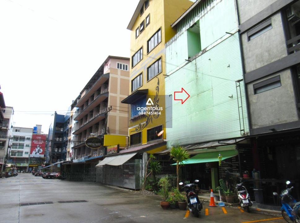 โครงการสุเจริญป่าตอง ภูเก็ต อาคารพาณิชย์ 4 ชั้น 2 คูหา ทำเลศักยภาพ เดินทางสะดวก รายล้อมด้วยสิ่งอำนวยความสะดวก เหมาะแก่การอยู่อาศัยหรือลงทุนเพื่อทำการค้า