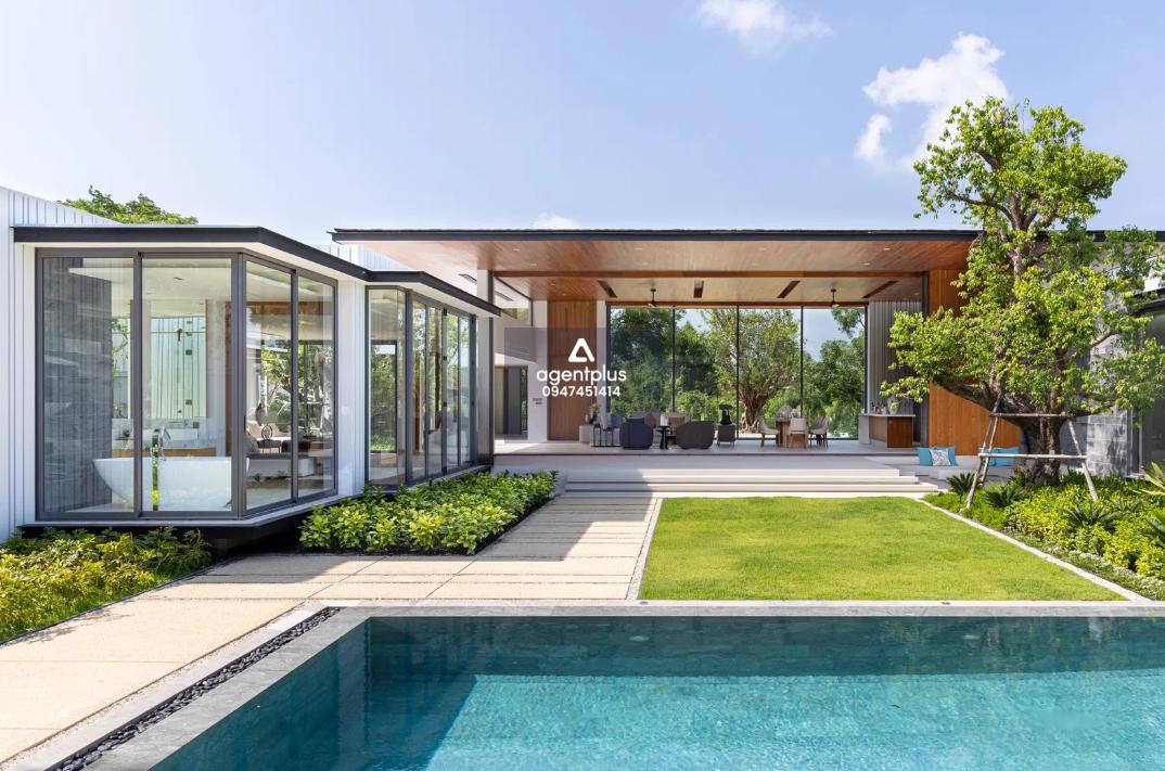 ขายพูลวิลล่าหรู BOTANICA Green Boulevard – ภูเก็ต ทำเลดี บรรยากาศสงบ เป็นธรรมชาติและความผ่อนคลาย สไตล์ Modern Luxury พร้อมสระว่ายน้ำส่วนตัว