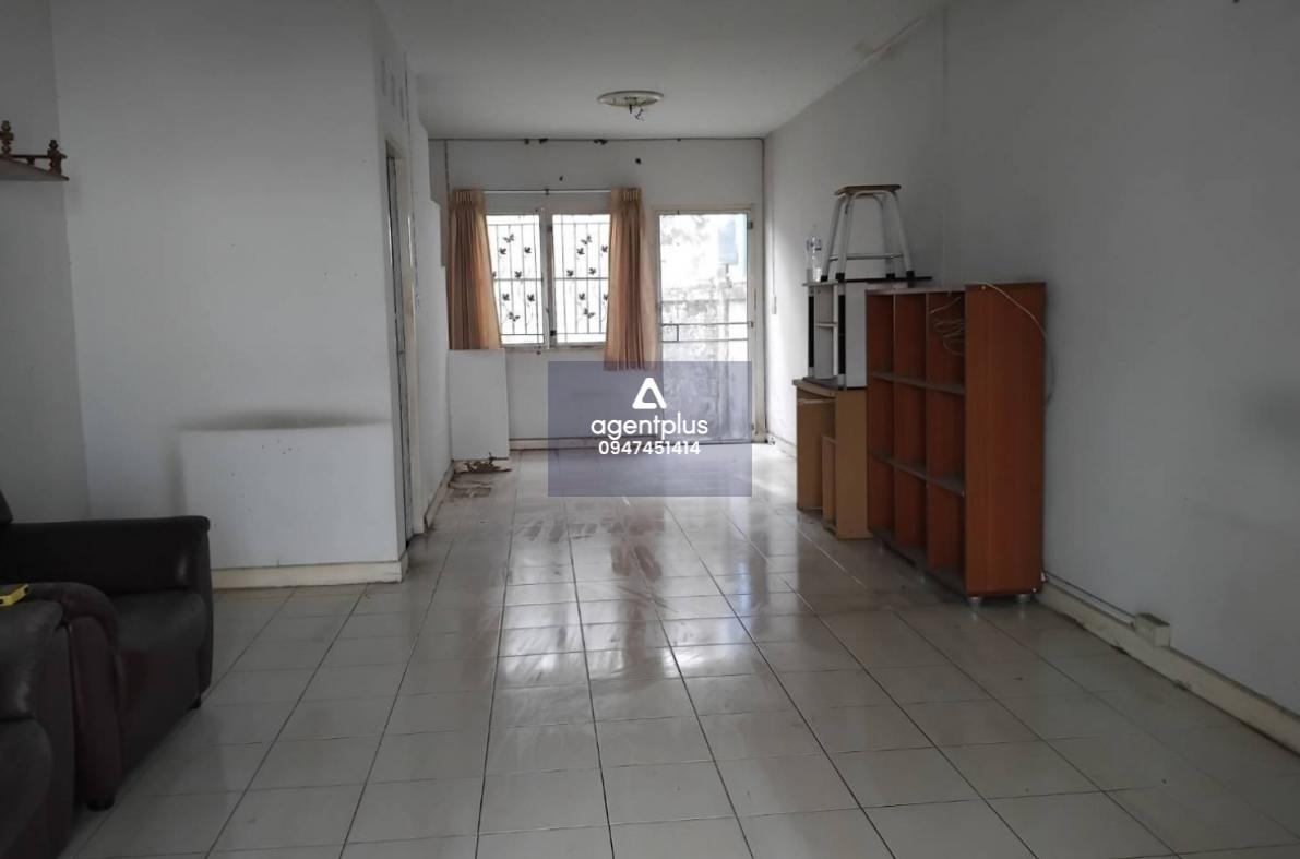 ขายด่วนทาวน์เฮ้าส์ 2 ชั้น โครงการมนวดี เอ็กคลูซีฟ อยู่ใกล้ รถไฟฟ้าสายสีม่วง สถานีคลองบางไผ่ เดินทางสะดวกใกล้ถนนกาญจนาภิเษก